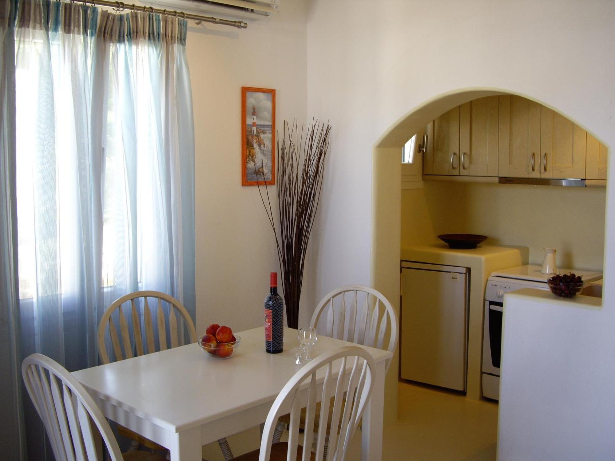 Casa Bianca Hotel Ornos  Room photo